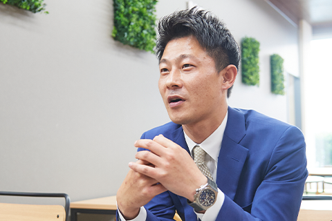 インタビューの様子